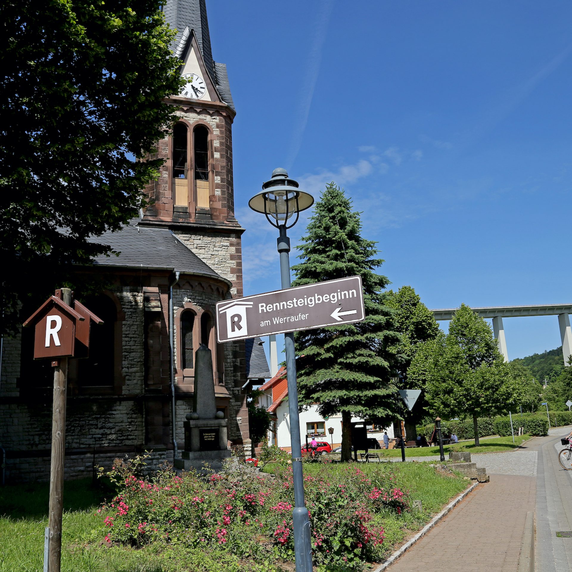 Werratalradweg, Rennsteigbeginn in Hörschel © Joachim Negwer/ Thüringer Tourismus GmbH